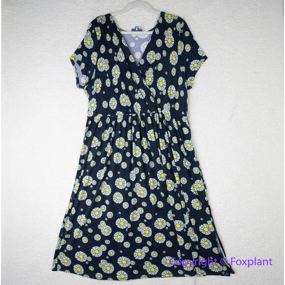 Modcloth daisy faux wrap short sleeve dress with side slit size 4X‎ - Picture 2 of 13